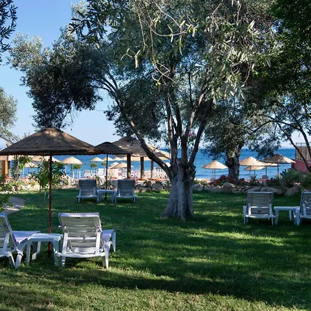 Antique Beach And Bungalow 3*