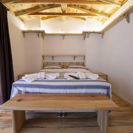 Antique Beach And Bungalow 3* Assos