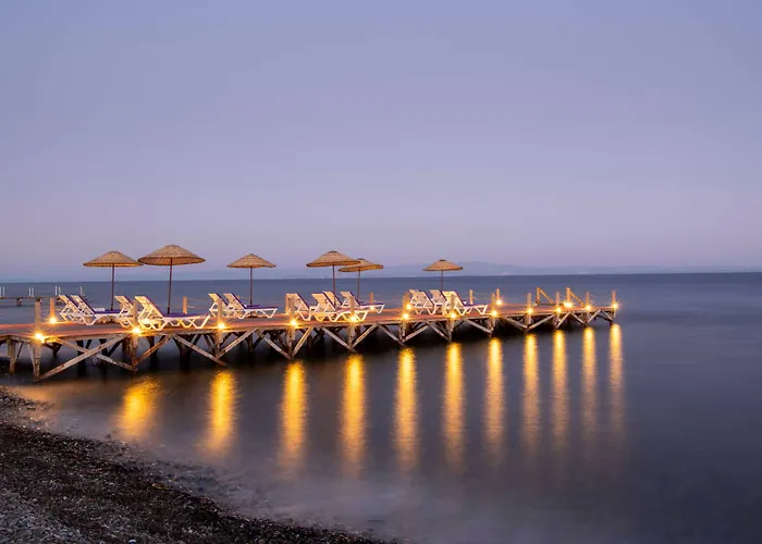 Antique Beach And Bungalow Hotel Assos