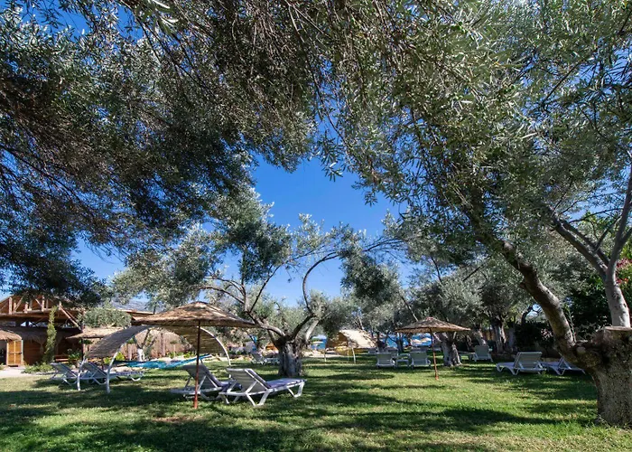 Hotel Antique Beach And Bungalow