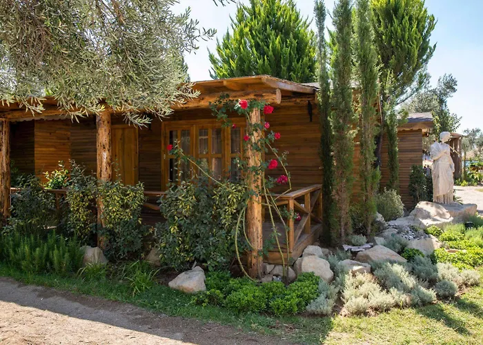 Antique Beach And Bungalow Hotel Assos